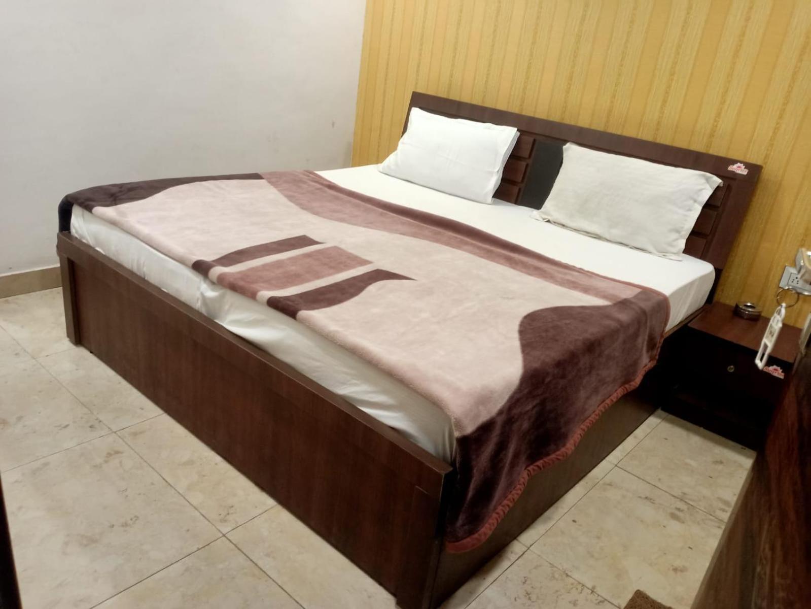 Sapphire Palace 3 Hotel Jaipur Eksteriør billede